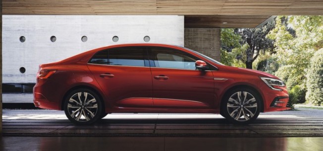 RENAULT - RENAULT MEGANE SEDAN