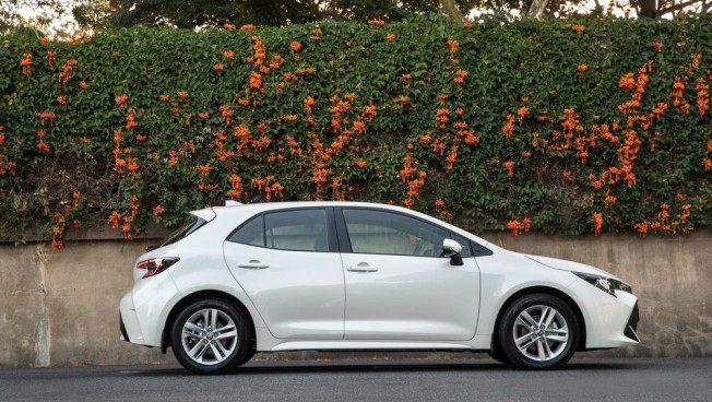 TOYOTA - TOYOTA COROLLA SPORT