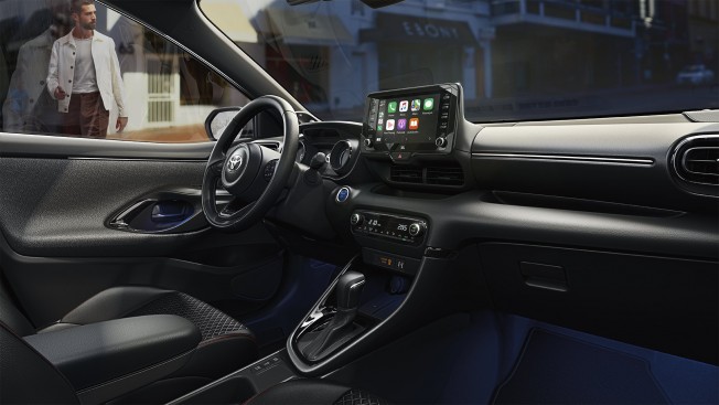 TOYOTA - TOYOTA YARIS