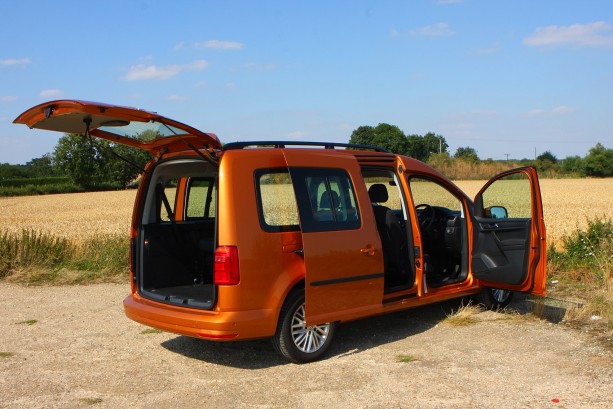 VOLKSWAGEN CADDY MAXI,2.0 tdi maxi clim 110 - Prix Maroc