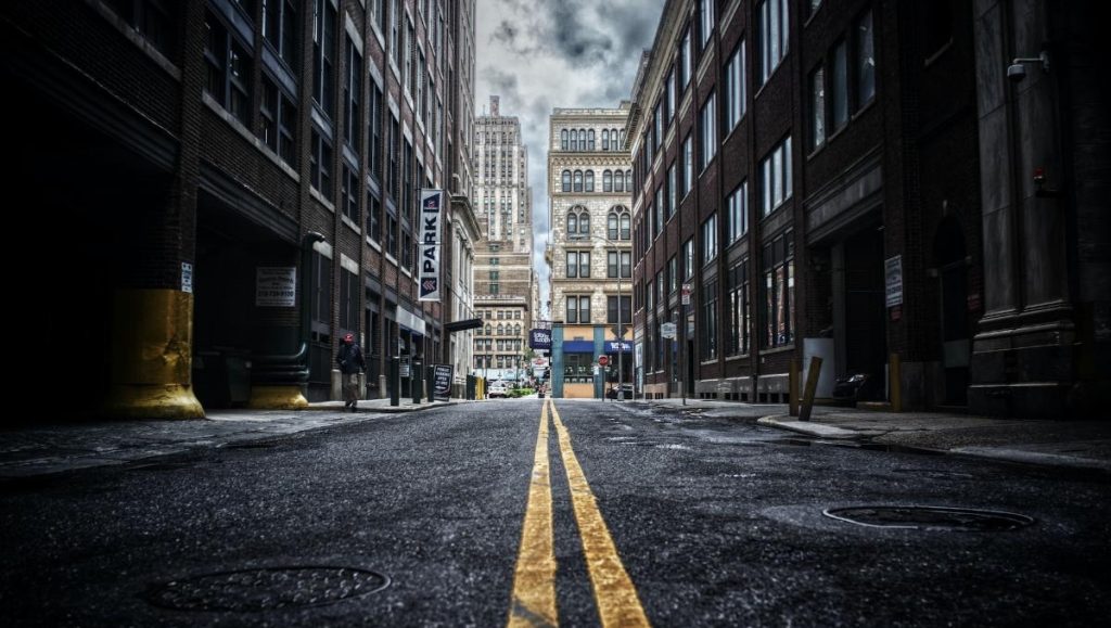 شركة البحري السعودية تنفي بشدة مزاعم عن نقل شحنات إلى إسرائيل: هل هناك حقائق خفية؟