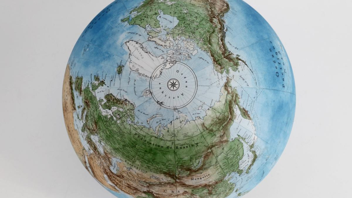 حسابات سوشيال ميديا لشراء تقارير طبية: اكتشف المزايا الخفية!