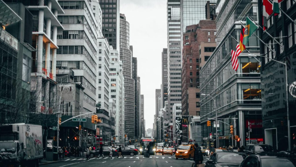 الشمس تبتلع مذنبا لامعا: حدث فلكي مثير!